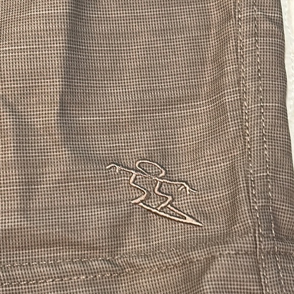 Da Hui size 36 Taupe Hybrid Board / Surf Shorts. 2 side, 1 back, 1 leg pocket. - Picture 2 of 8